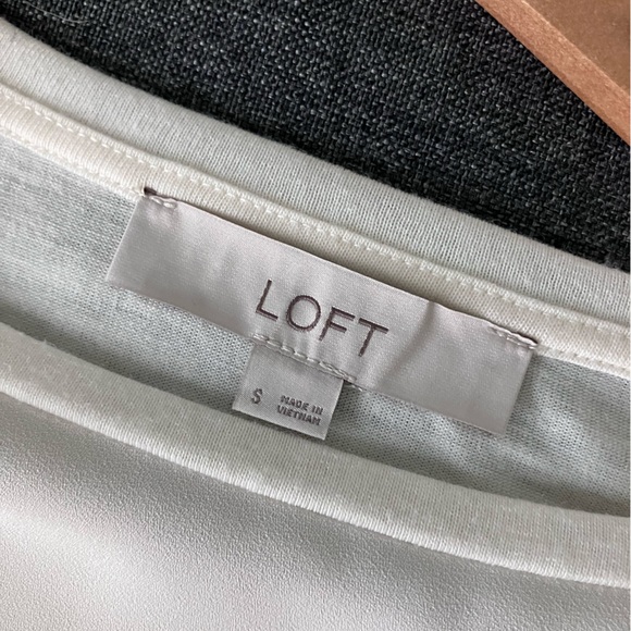 LOFT Off White Mixed Fabric Long Sleeve Scalloped Hem Blouse Size S - Picture 8 of 9